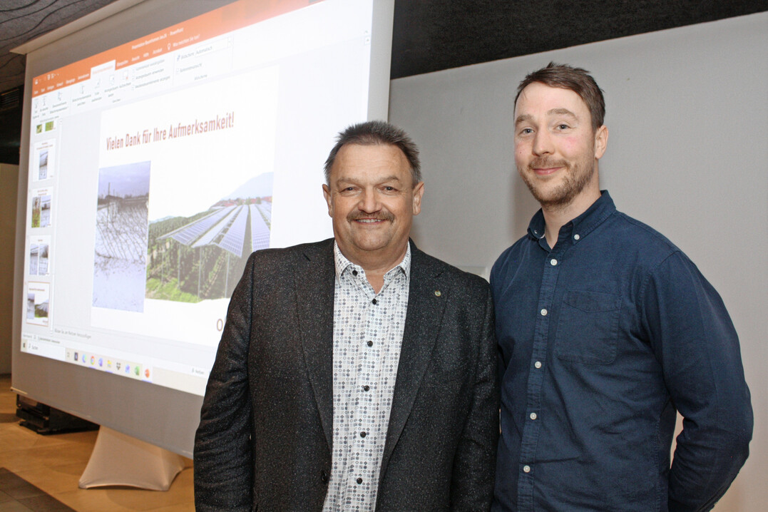 LVEO-Verbandspräsident Hubert Bernhard (l.) mit Franz Giebler, zweiter Vorsitzender des Kreisobstbauverbands Öhringen.