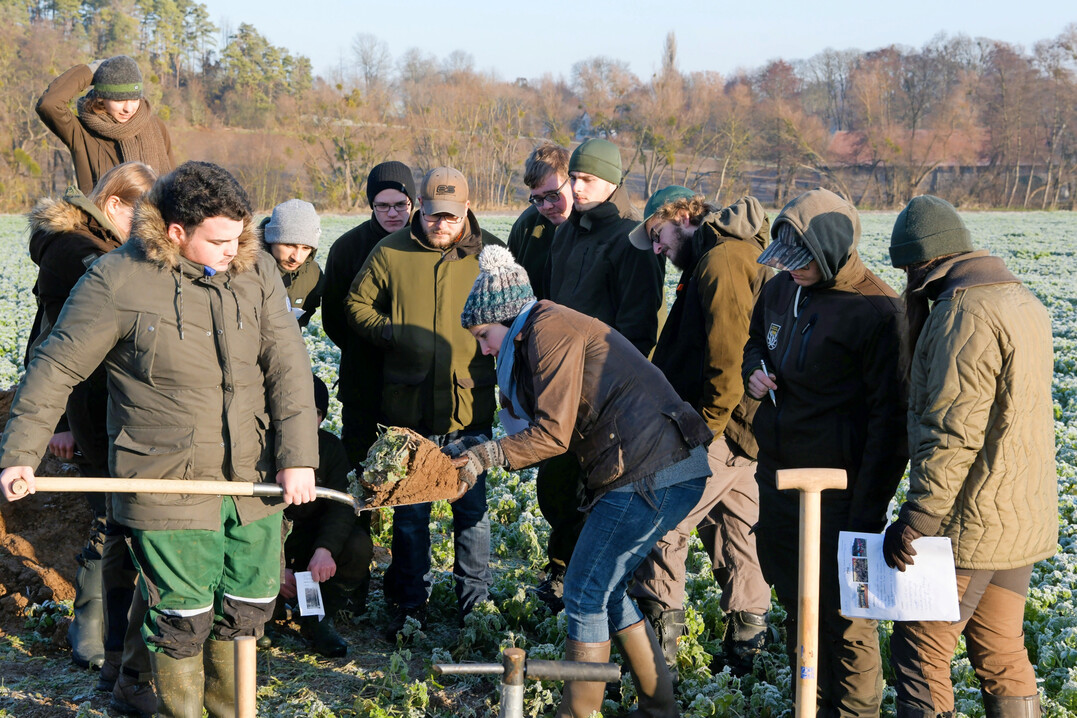 Fachliche Themen auf den Lehrplänen sind wichtig, aber auch Persönlichkeitsentwicklung spielt eine wichtige Rolle.