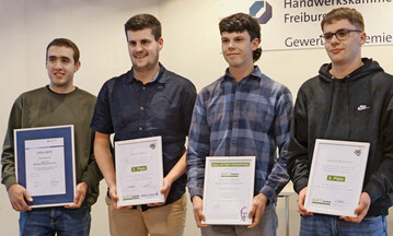 F�r gute Leistungen ausgezeichnet wurden (v. l.) Vivian Dieterich,�Adrian Braun,�Robin Keller�und Hannes Willmann.