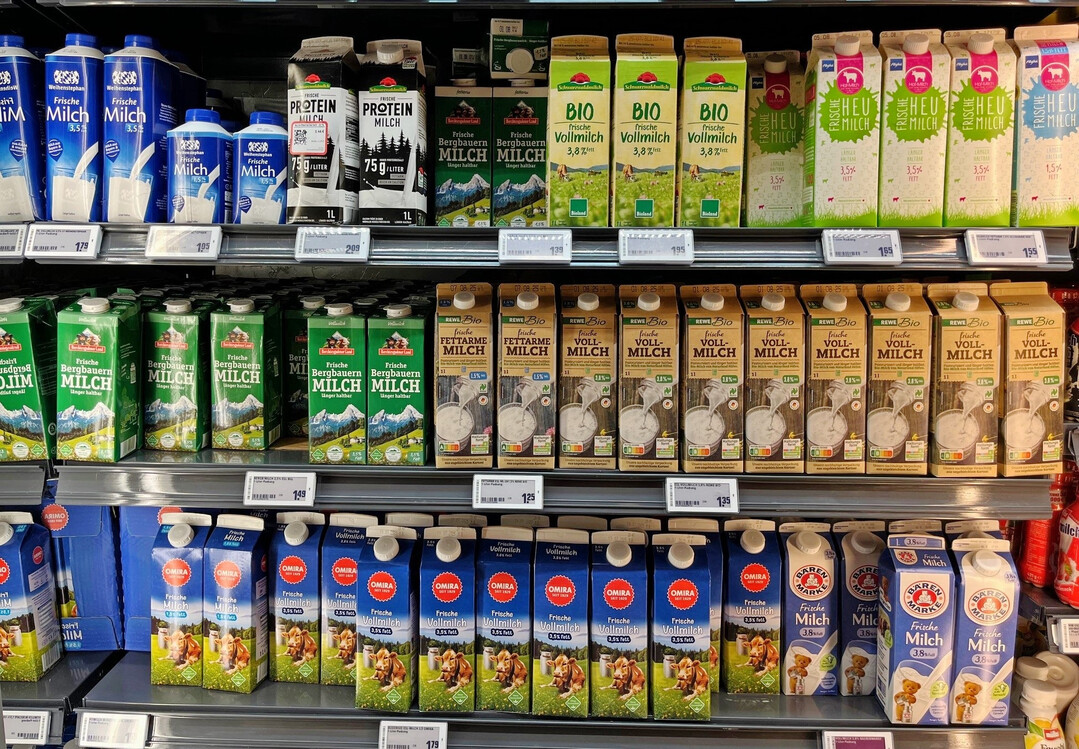 Schriftliche Vertr�ge f�r die Lieferungen von Milch sollen bald obligatorisch werden. Genossenschaften bleiben au�en vor. 