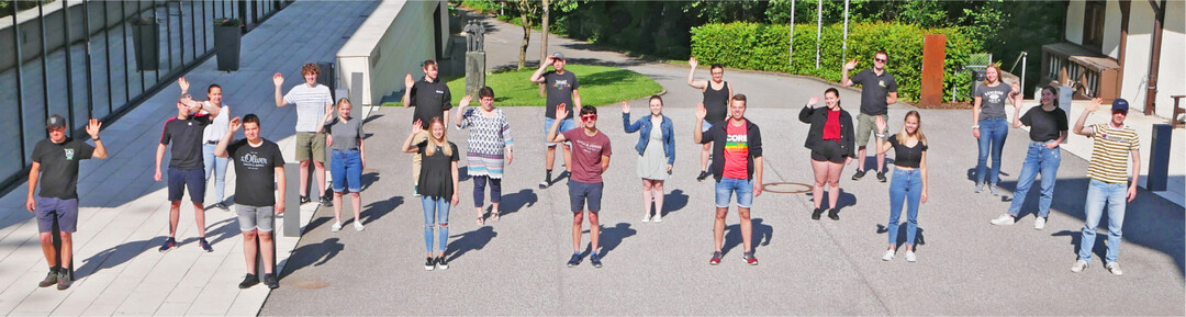 Die Betreuerinnen und Betreuer der Landkinderfreizeit sind bestens vorbereitet.