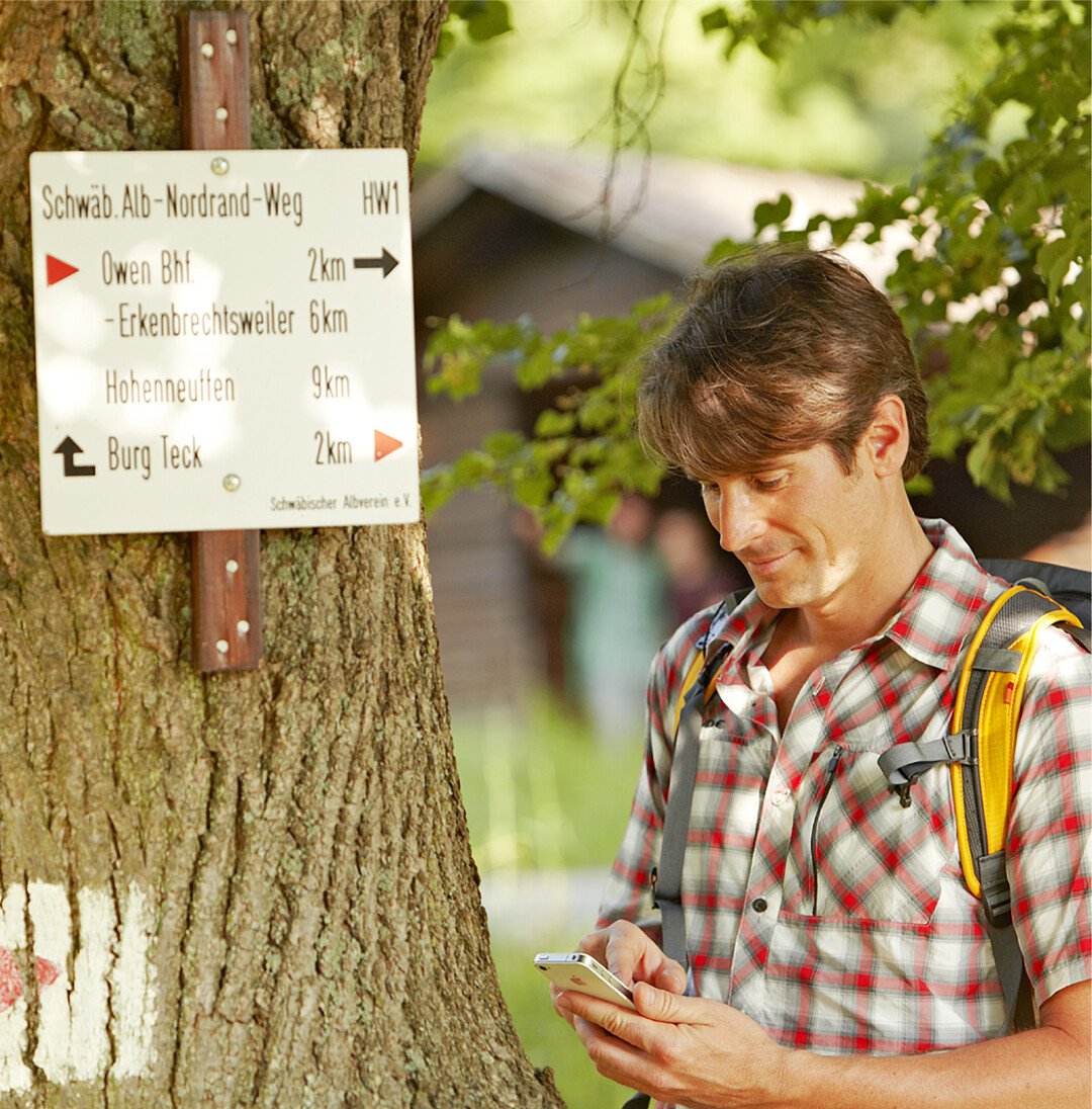 Baden-W�rttemberg hat viele sch�ne Wanderwege zu bieten. Wer nicht nur mit Wanderkarte und Wegweiser dem richtigen Weg folgen m�chte, f�r den gibt es mittlerweile auch viele digitale Angebote. Mit dem Smartphone und beispielsweise einer Wander-App kann man das L�ndle zu erkunden.