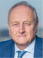 Im Juni fand der Deutsche Bauerntag unter dem Motto Perspektiven schaffen Zukunft bauen" in Münster statt. Der Präsident des Deutschen Bauernverbandes (DBV), Joachim Rukwied sprach im Vorfeld in einem Interview über eine härtere Gangart in der politischen Auseinandersetzung und seine Erwartungen an Minister Özdemir und die Ampel. Interview: Das Interview führte der Pressedienst Agra Europe Foto: DBV