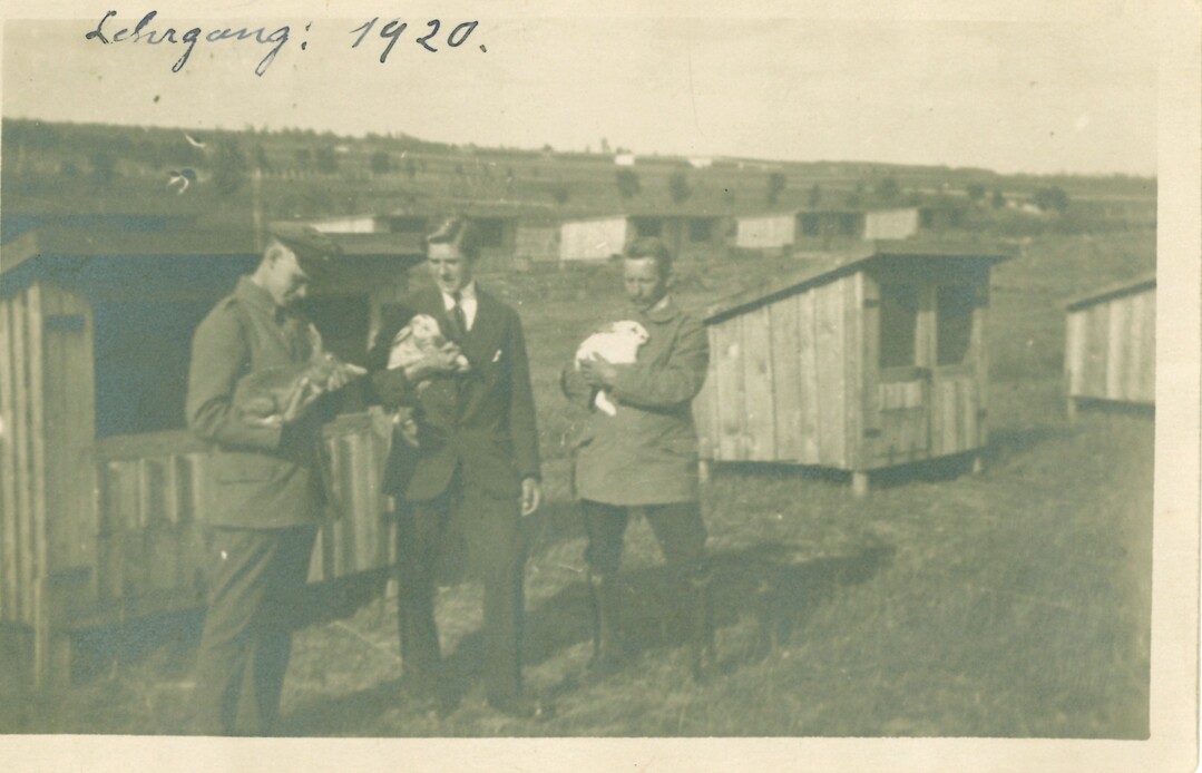 Kitzingen 1920: Teilnehmer eines Lehrgangs.