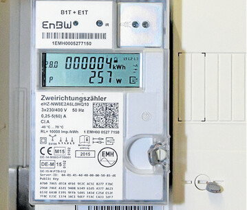 Den Stromverbrauch erfassen: Intelligentes Messsystem, bestehend aus Basisz�hler von EMH und Gateway von Landis & Gyr.