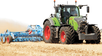 Die siebte Generation der Fendt Vario 700 Reihe leistet bis zu 300 PS.