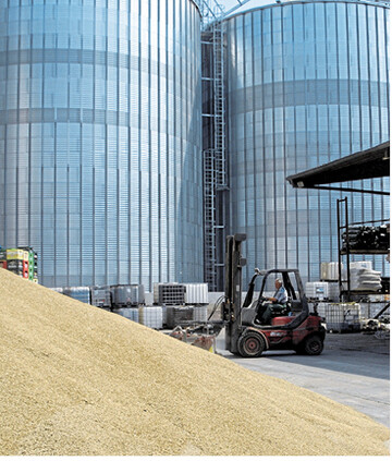 Au�erhalb Chinas ist der Weltgetreidevorrat nicht riesig. Deshalb bewegt jede Ernteeinbu�e irgenwo auf der Welt den Markt.