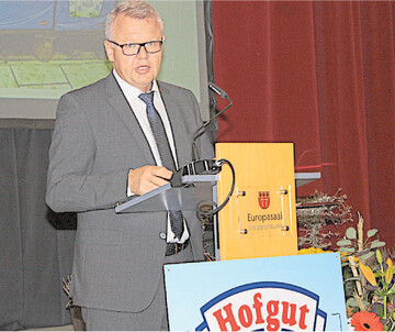 Der gesch�ftsf�hrende Vorstand Martin Boschet bewertete das Jahresergebnis als ausgewogen.