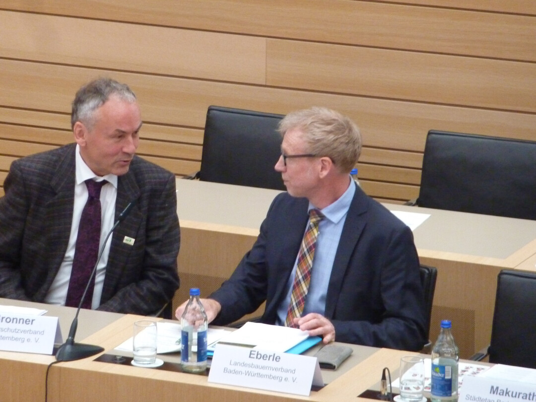 B�ndnissprecher Gerhard Bronner, Vorsitzender des Landesnaturschutzverband (.), und Marco Eberle, Hauptgesch�ftsf�hrer des Landesbauernverband in Baden-W�rttemberg.  