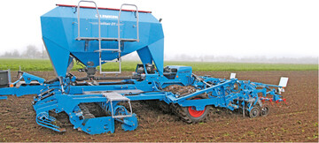 Die neue Solitair DT gibt es zur Herbstaussaat 2022 in vier und sechs Metern Arbeitsbreite.