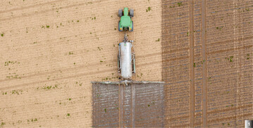 Gut homogenisiert lässt sich die Gülle auch besser ausbringen.