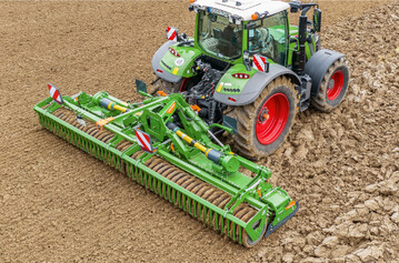 Schnell auf drei Meter klappbar