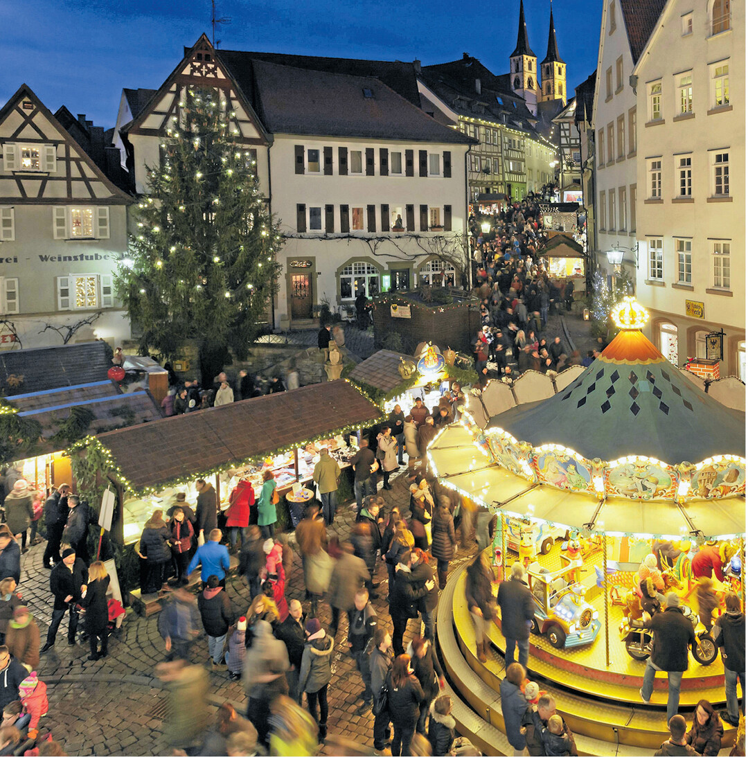 bild der woche Der Altdeutsche Weihnachtsmarkt in Bad Wimpfen (Kreis Heilbronn) z�hlt zu einem der �ltesten in der ganzen Republik. Bereits 1487 wurde der Stadt durch Kaiser Friedrich III. das Privileg verliehen, vor Weihnachten einen Markt abhalten zu d�rfen (Katharinenmarkt).