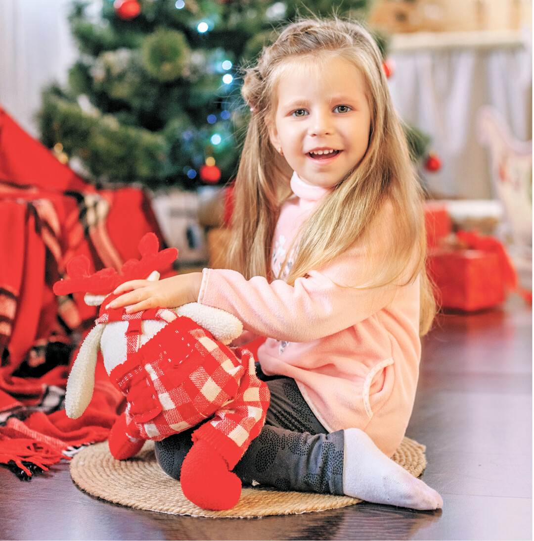 F�r die Kleinen ist das Auspacken der Weihnachtsgeschenke die gr��te Freude. Und f�r die Gro�en gibt es nichts Sch�neres, als strahlende Kinderaugen, wenn der ersehnte Wunsch in Erf�llung ging.