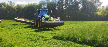 Trotz überwiegend guter Witterung für die Futterwerbung, überzeugen die Qualitäten der Silagen in diesem Jahr oft nicht.
