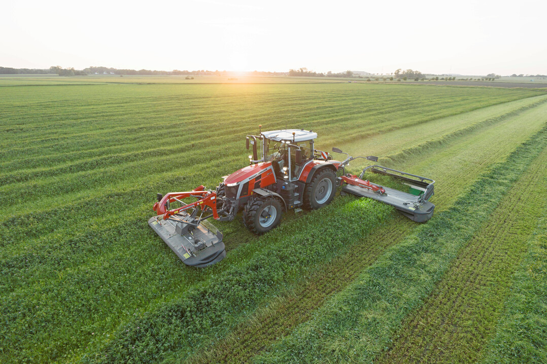 Massey Ferguson präsentiert zwölf neue Optionen für Butterfly-Mähwerke.