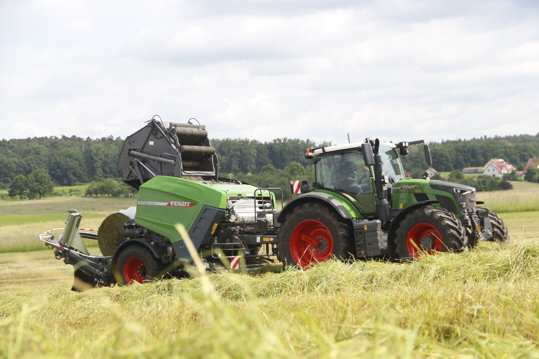 Die Press-Wickelkombination Fendt Rotana Combi hat neue Funktionen.