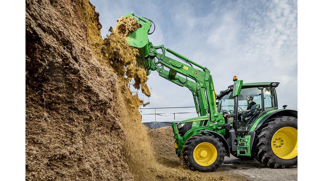  John Deere pr�sentiert seine neue Serie 6R. 
