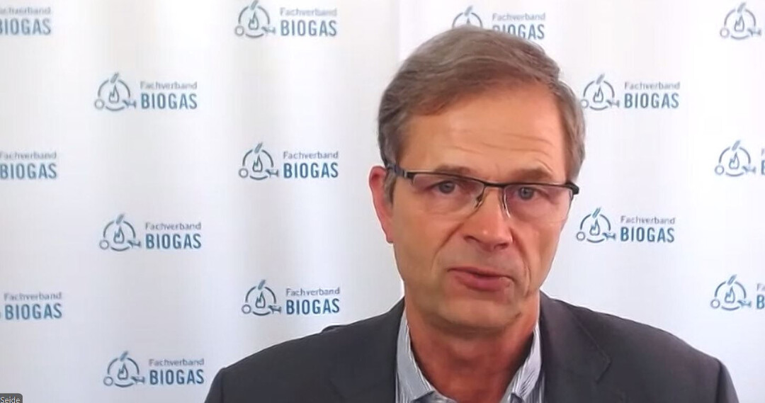 �Eine Verdoppelung der bestehenden Biogas-Leistung von heute 6 auf 12 Gigawatt (GW) bis zum Jahr 2030 w�re problemlos m�glich � ohne den Einsatz zus�tzli-cher Substrate�, meinte der Pr�sident des Fachverbandes Biogas, Horst Seide, auf der Pressekonferenz.