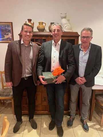 Geschäftsführerwechsel im Bären in Welschingen, v. l.: Dr. Richard Volz, Stefan Hodapp und Heinrich Hack.