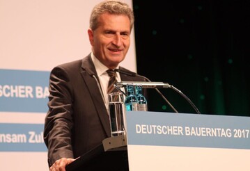 EU-Finanzkommissar G�nther Oettinger auf dem Deutschen Bauerntag am 29.06.2017 in Berlin