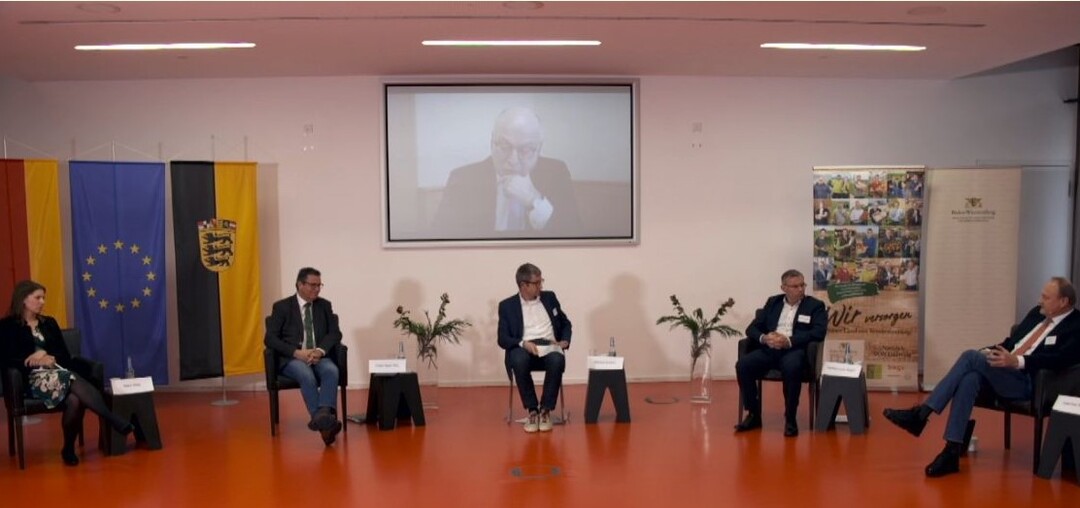 Podium auf der agrarpolitischen Tagung mit Minister Peter Hauk, Präsident Joachim Rukwied , MdEP Norbert Lins und vielen anderen Vertretern aus Politik, Wirtschaft und Wissenschaft am 23. November 2020 im Hospitalhof in Stuttgart.