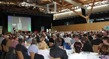 DBV-Pr�sident Joachim Rukwied spricht beim Veredlungstag am 9. September 2015 im niederbayerischen Essewnbach bei Landshut.