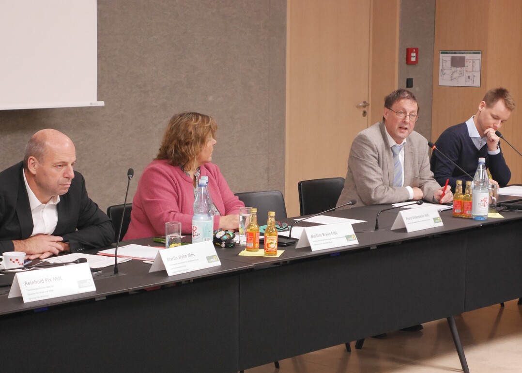 Horst Wenk, stellvertretender Hauptgeschäftsführer des Landesbauernverbandes in Baden-Württemberg (LBV), fordert bei der GAP-Anörung von Bündnis 90/Die Grünen am 13. November 2018 im Landtag in Stuttgart eine einfache, ergebnisorientierte, praxistaugliche Agrarpolitik.