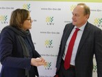 Präsident Joachim Rukwied mit seiner Pressesprecherin nach der LBV-Jahrespressekonferenz am 17. Dezember 2018 in Stuttgart.