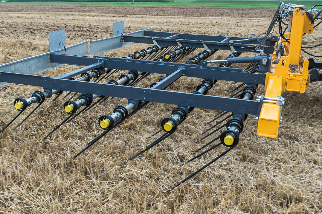 Schwerstriegel sind vor allem zur Strohverteilung im Einsatz, eignen sich aber auch für andere Einsatzbereiche.