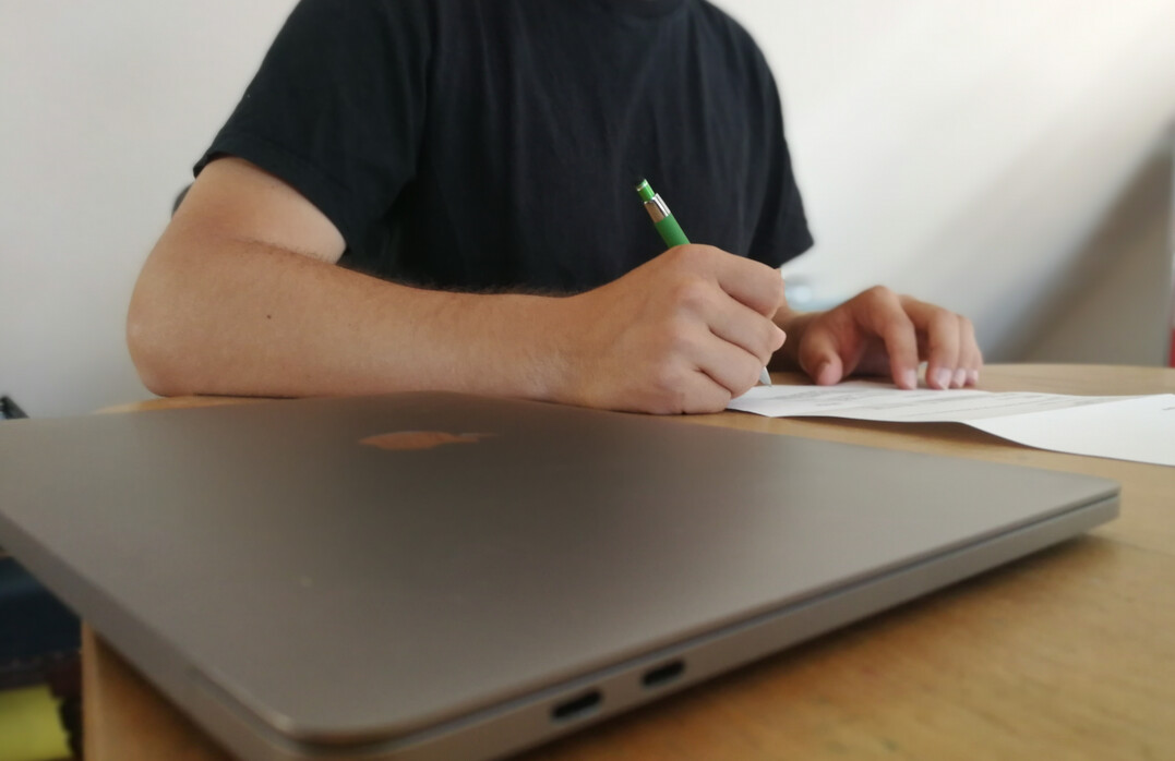 Seit 1. August m�ssen Arbeitsvertr�ge nach einer EU-Richtlinie mehr Informationen enthalten. Profitieren sollen in erster Linie Arbeitnehmerinnen und Arbeitnehmer.