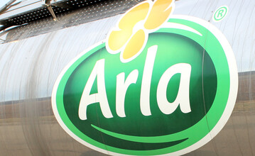 Aus wirtschaftlichen Gr�nden verlagert die europ�ische Molkereigenossenschaft Arla Foods ihre gesamte Milchmenge von der kleinen Molkerei in Karst�dt (Brandenburg) in das Milchwerk in Upahl (Mecklenburg-Vorpommern).