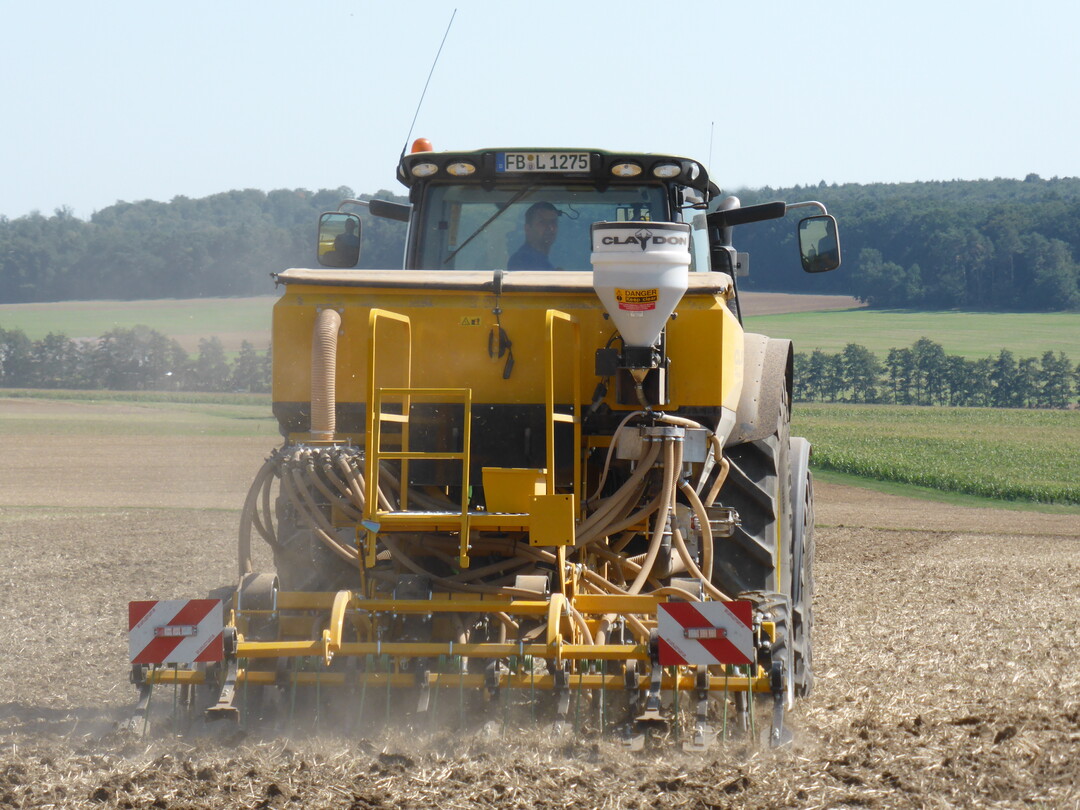 Im Rahmen der Umfrage �S�technik� haben insgesamt 266 Landwirte teilgenommen.