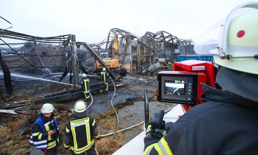 Gro�brand am Landwirtschaftlichen Zentrum in Baden-W�rttemberg in Aulendorf