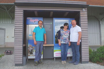 Der K�ssp�tzle-Automat von Familie Bohner ist ein Regiomat und verkauft Mehl, Eier, K�se und mehr.