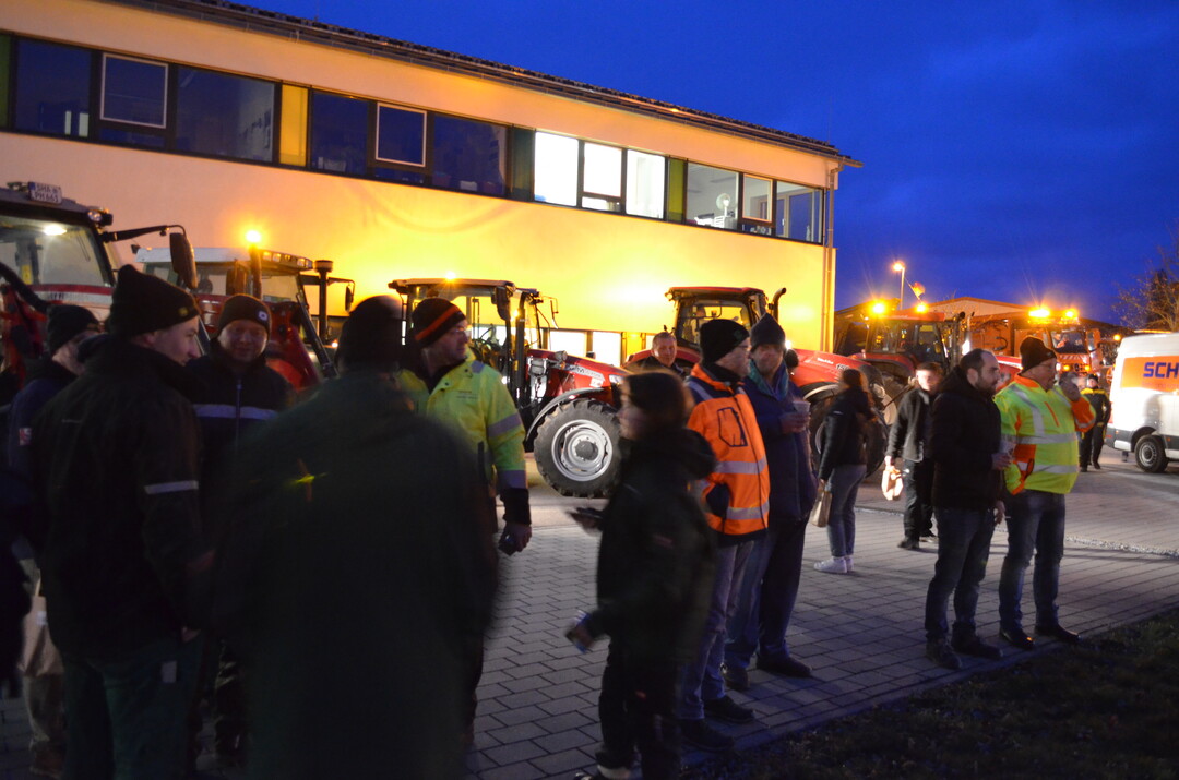 Vom 8. bis 15. Januar 2024 finden in ganz Baden-Württemberg, wie hier beim Bauernverband Schwäbisch Hall - Hohenlohe - Rems, und bundesweit Proteste und Demonstrationen von Landwirten statt. Hintergrund sind die geplanten Beihilfe-Kürzungen der Bundesregierung.