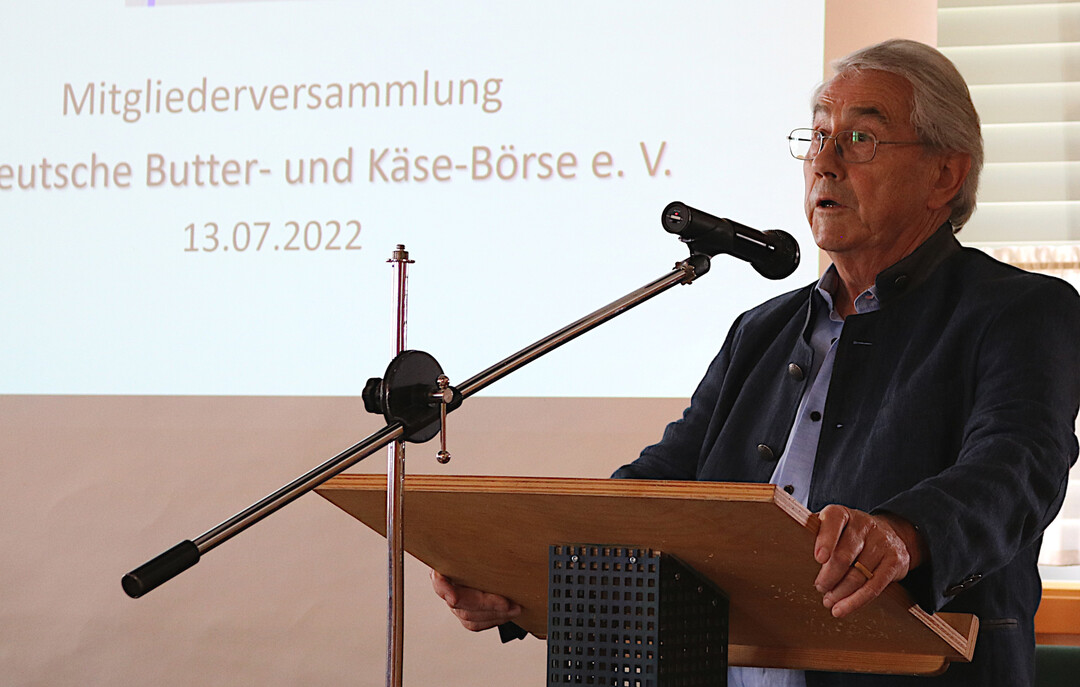 „Der insgesamt recht feste Preisverlauf ging ab Herbst 2021 in eine „Preis Rally“ über. In großen Schritten erreichten die Notierungen langjährige, teilweise historische Höchststände“, berichtete der Vorsitzende Heinz Hahn.