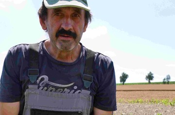 Josef H�glers Passion waren die B�den. Der 61-j�hrige hielt Vortr�ge zu Bodenfruchtbarkeit und Humusaufbau und geh�rte zu den Referenten der vom Bioland-Verband organisierten �Bodenpraktiker�-Kurse.