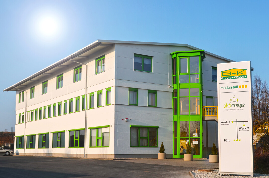 Blick auf die Firmenzentrale in Uffenheim.