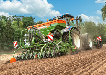 Amazone erweitert das Programm der pneumatischen Aufbaus�maschinen um die Centaya 3000 Special.