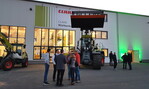 Claas Württemberg hat am Standort Oberessendorf seine neue Niederlassung für Service und Reparatur der Landmaschinen eröffnet. Eröffnungsfeier für das neue Gebäude war am 29. März.