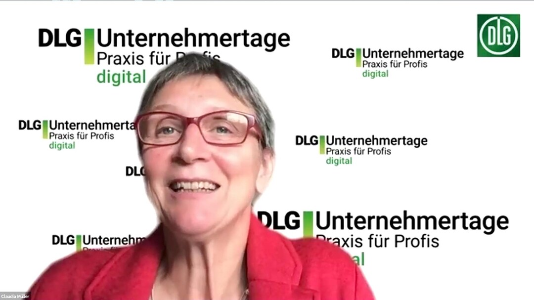 Claudia M�ller vom Weidenhof in W�chtersbach zeigte, dass auch bei ihnen am Anfang eine gro�e Unsicherheit bestand � Caf�s, Gastronomiebetriebe sowie zuletzt auch Schulen schlossen ihre T�ren und so brach die Nachfrage im Gro�verbrauchermarkt ein. Doch der Privatkonsum sei gestiegen&nbsp;und der Weidenhof sei von Neukunden �berflutet worden.