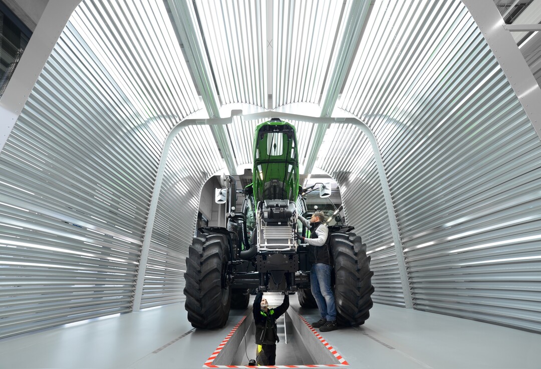 Finale Kontrolle im Lichttunnel.