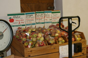 Hofl�den profitieren nicht vom Trend zum Einkauf regionaler Ware. 