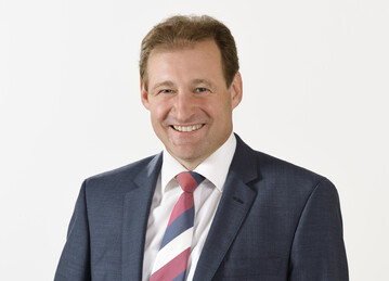 Der ZG-Vorstandsvorsitzende Dr. Ewald Glaser