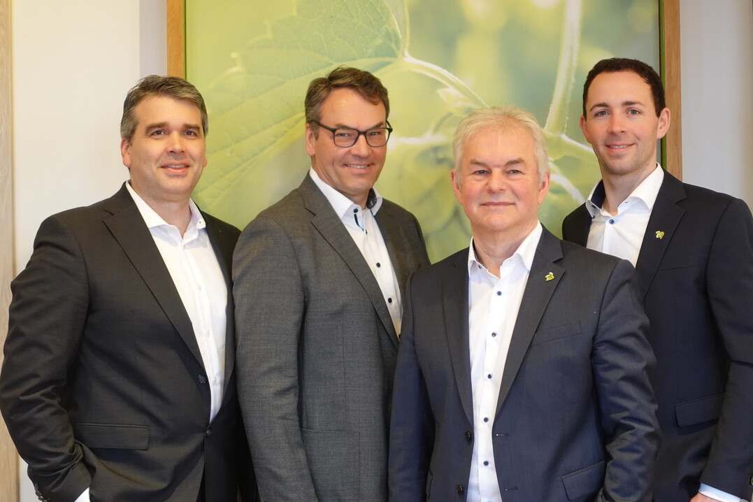Mit dem Generationswechsel bei der HVG wird der Vorstand erweitert (v. l.): Carlos Ruiz, Dr. Erich Lehmair, Dr. Johann Pichlmaier und Dr. Johannes Stampfl.