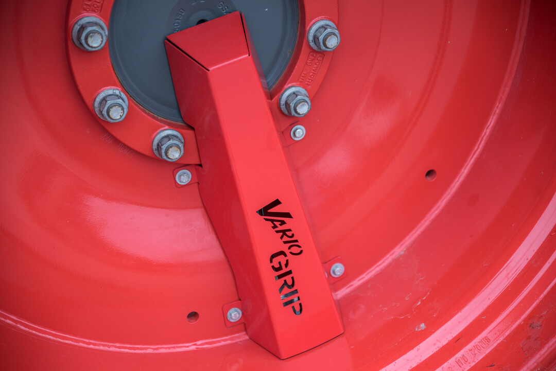 Mit der integrierten Reifendruckregelanlage VarioGrip lässt sich am Fendt 826 S4 Vario der Reifendruck auf die entsprechenden Einsatzbedingungen einfach anpassen.