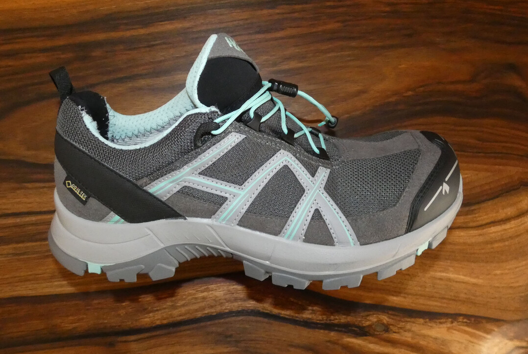 Damen-Sicherheitsschuh mit Zehenschutzkappe und durchtrittsicherer Sohle aus Kunststoff. Achten Sie beim Kauf auf: Sicherheitskategorie (S1-S5), Passform (L�nge, Breite, Weite), Material, Gewicht und D�mpfung.