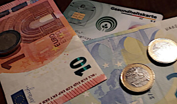  Die LKK-Beitr�ge bleiben im neuen Jahr stabil. Was sich f�r den jeweiligen Betrieb aber �ndern kann, ist die Einstufung in die Beitragsklassen. Nach Berechnungen der LKK d�rften aber 70 Prozent der landwirtschaftlichen Unternehmer in der gleichen Beitragsklasse bleiben. 