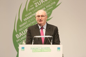 Phil Hogan, EU-Kommissar für Landwirtschaft, auf dem Deutschen Bauerntag 2016 in Hannover.